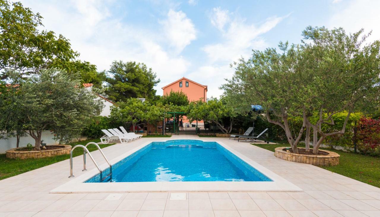 Villa Croatica Apartments Žaborić Exterior foto